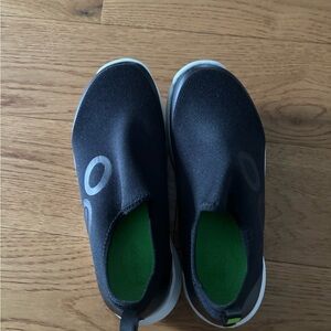 OOFOS Black Slip-On Athletic Shoes